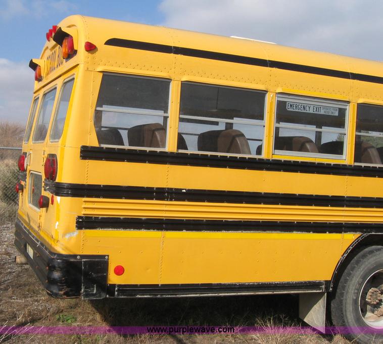 image for item 9185 1996 Chevrolet B7 Blue Bird school bus