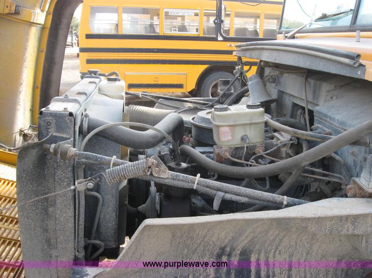 image for item 9185 1996 Chevrolet B7 Blue Bird school bus