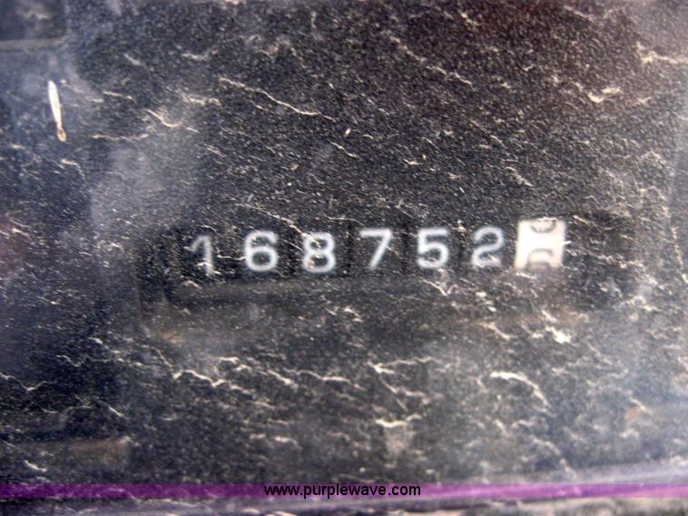 image for item 9185 1996 Chevrolet B7 Blue Bird school bus