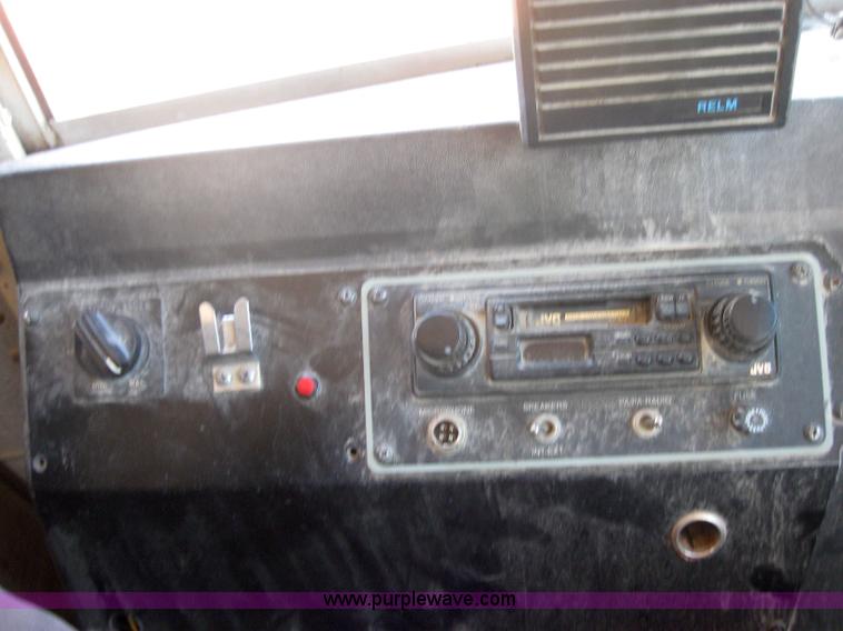 image for item 9185 1996 Chevrolet B7 Blue Bird school bus