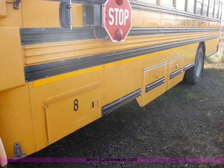 image for item 9185 1996 Chevrolet B7 Blue Bird school bus