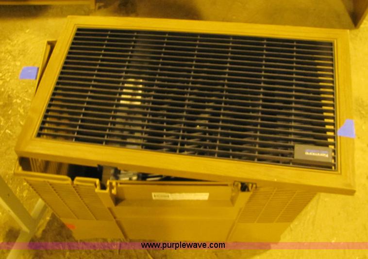 image for item 9315 Assorted Office furniture