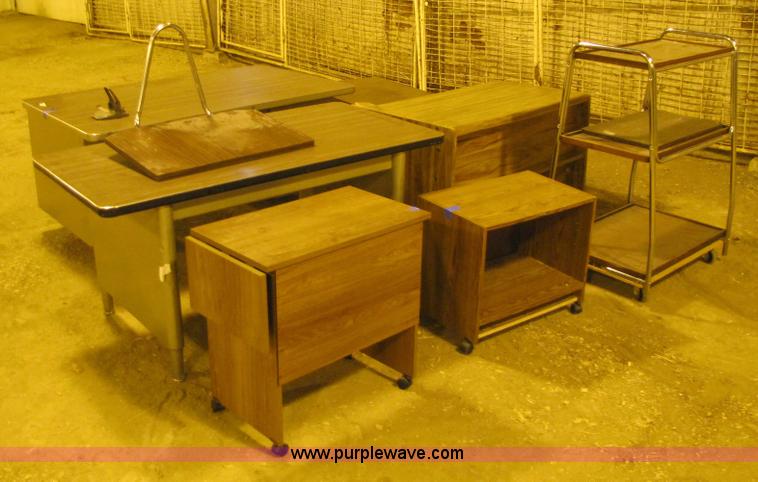 image for item 9316 Assorted office furniture