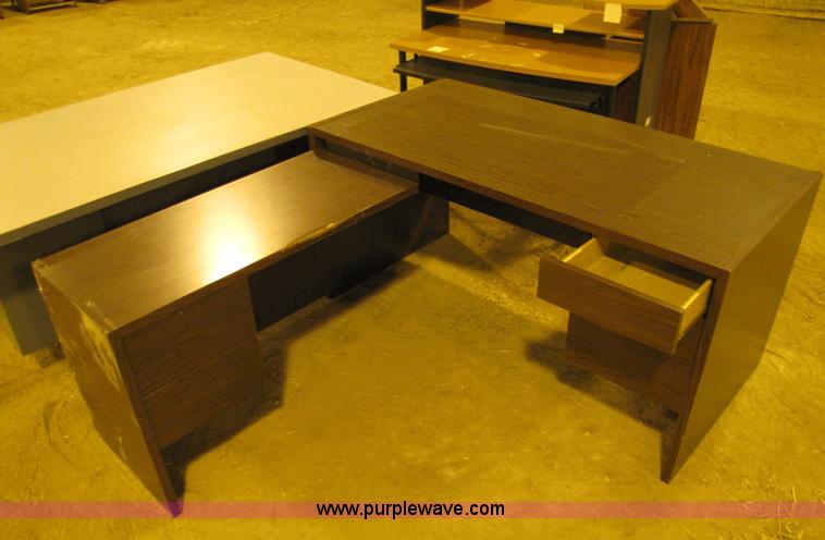 image for item 9317 (4) desks