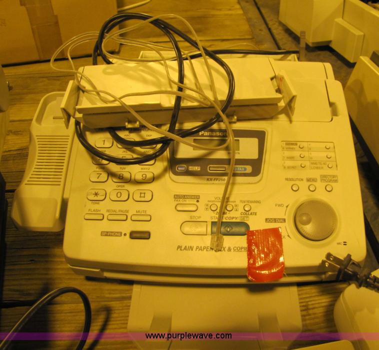 image for item 9319 Large assortment of electronics