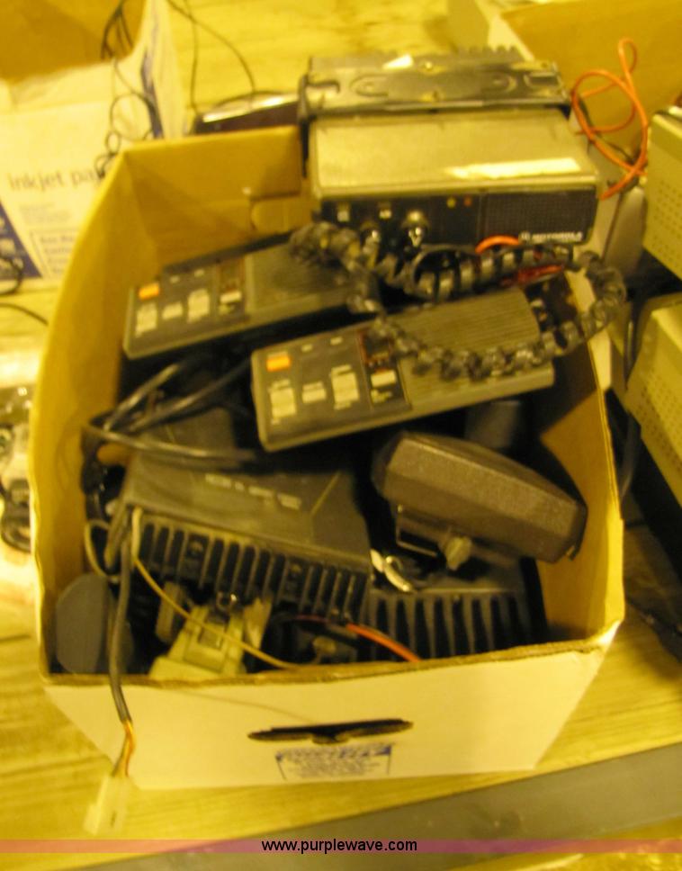 image for item 9319 Large assortment of electronics