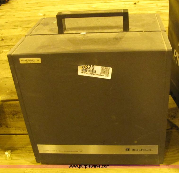 image for item 9320 Assorted electronics