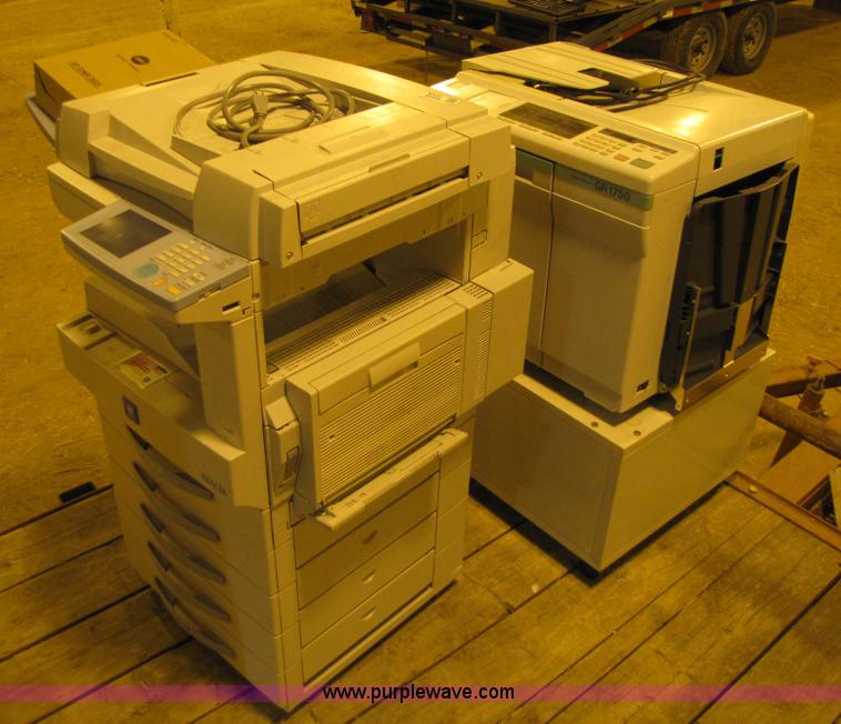 image for item 9323 Risograph GR1750 copier