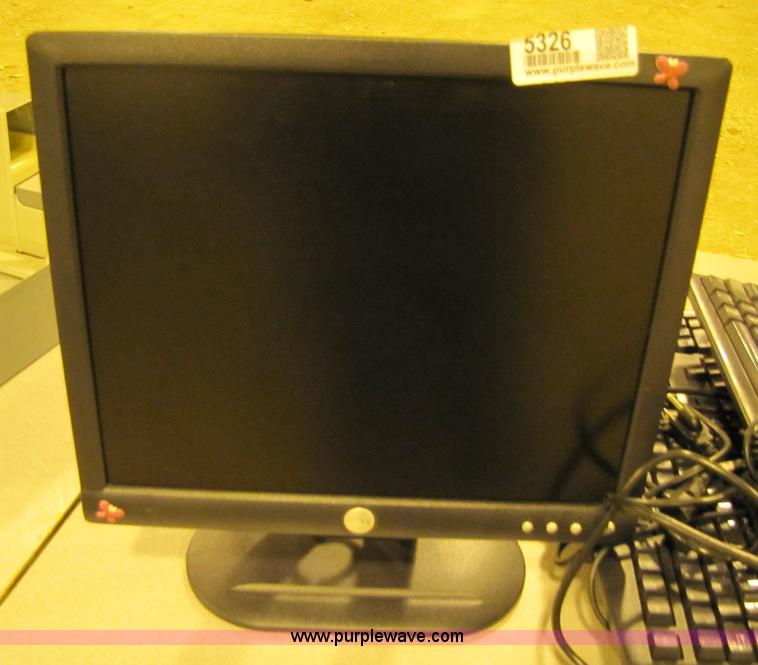 image for item 9326 Dell 16" monitor