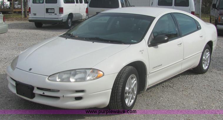 image for item 9367 2001 Dodge Intrepid SE