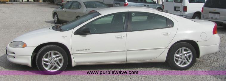 image for item 9367 2001 Dodge Intrepid SE