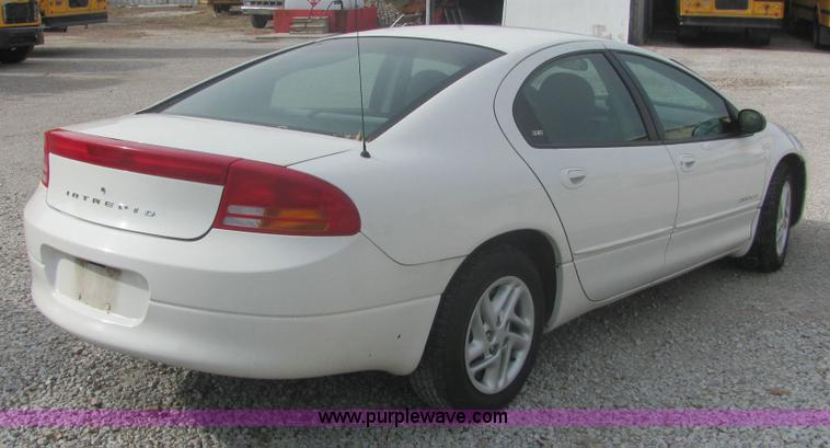 image for item 9367 2001 Dodge Intrepid SE