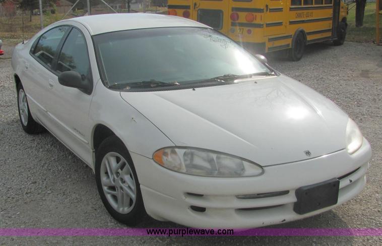 image for item 9367 2001 Dodge Intrepid SE