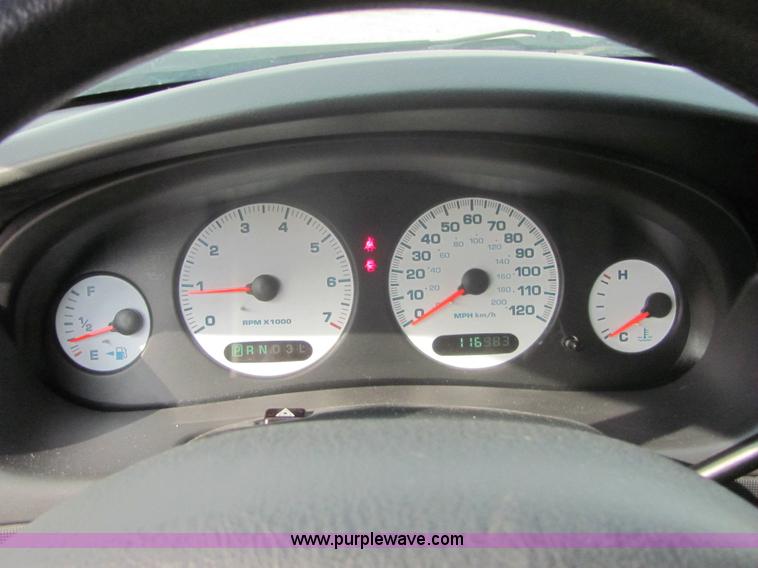 image for item 9367 2001 Dodge Intrepid SE