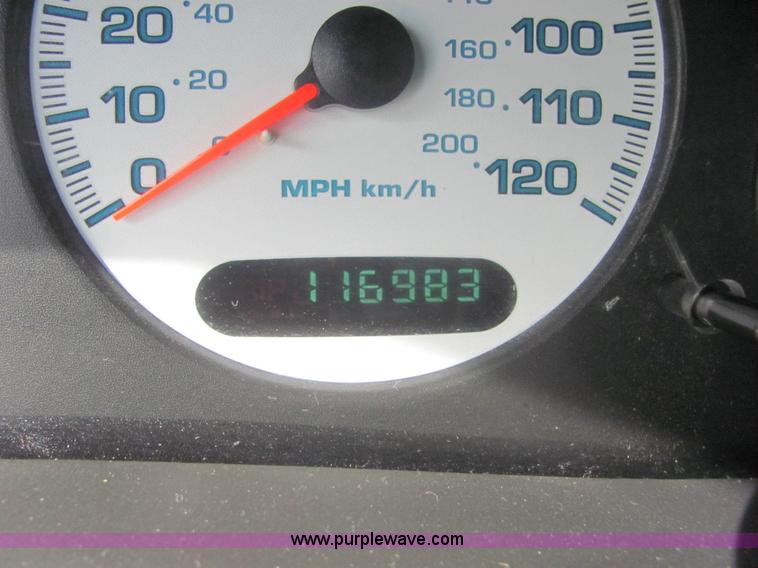 image for item 9367 2001 Dodge Intrepid SE