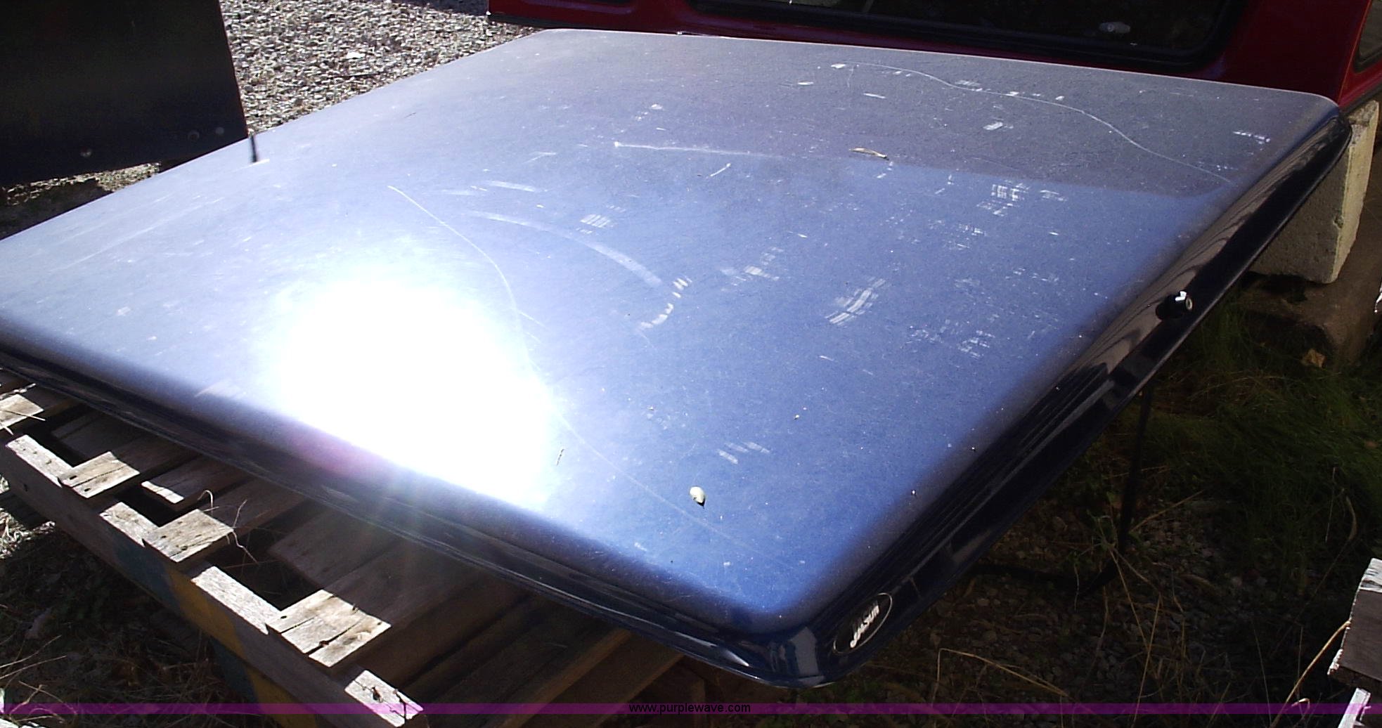 Fiberglass pickup bed cover with hardware in Emporia, KS Item 1009