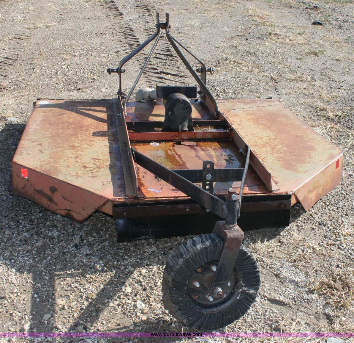 Hico 500 6' rotary mower in McPherson, KS Item 6390 sold Purple Wave