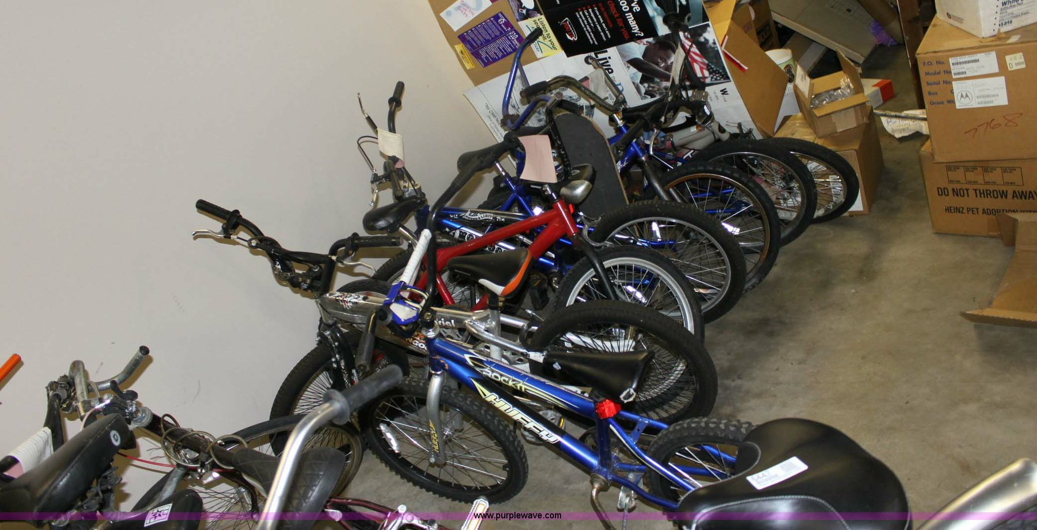 (15) bicycles and scooters in Valley Center, KS Item 6447 sold Purple Wave
