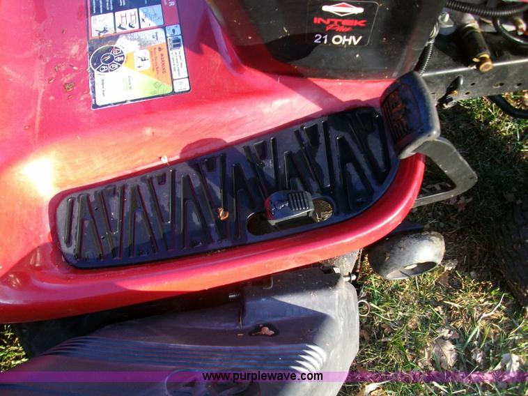 image for item 1902 2007 Craftsman mower
