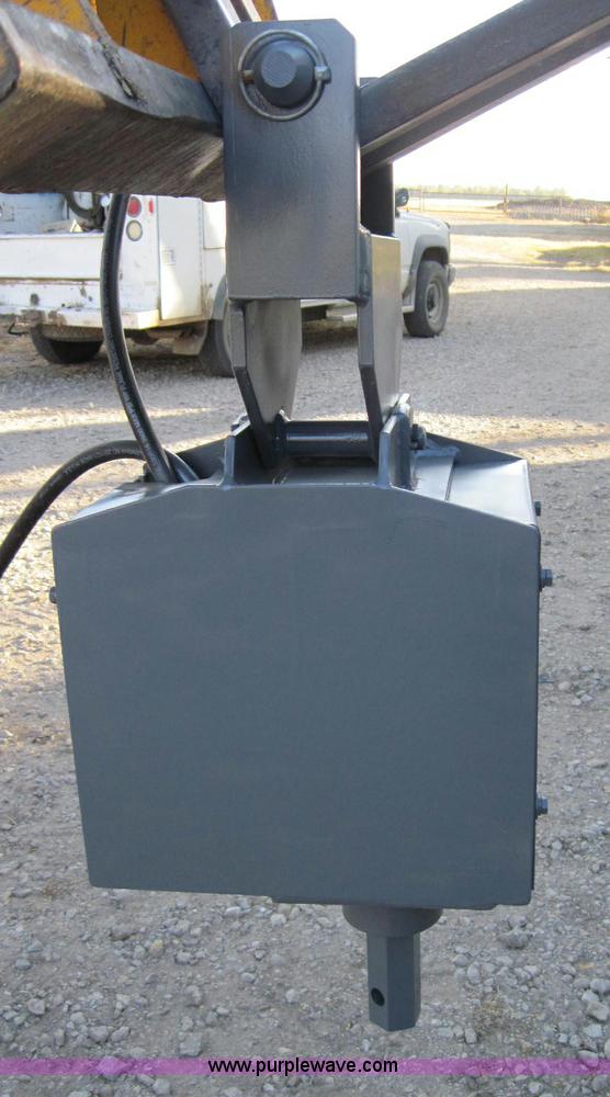 image for item 1958 Lowe Mfg 1650E hydraulic post hole digger