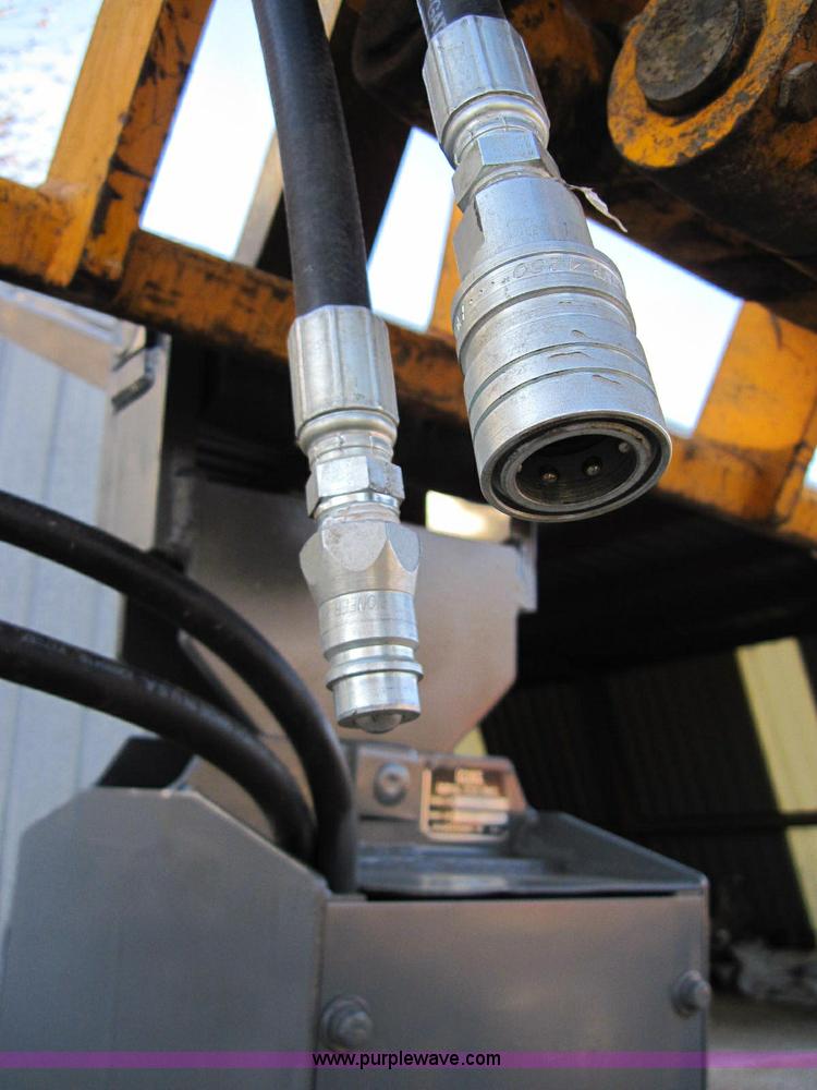 image for item 1958 Lowe Mfg 1650E hydraulic post hole digger