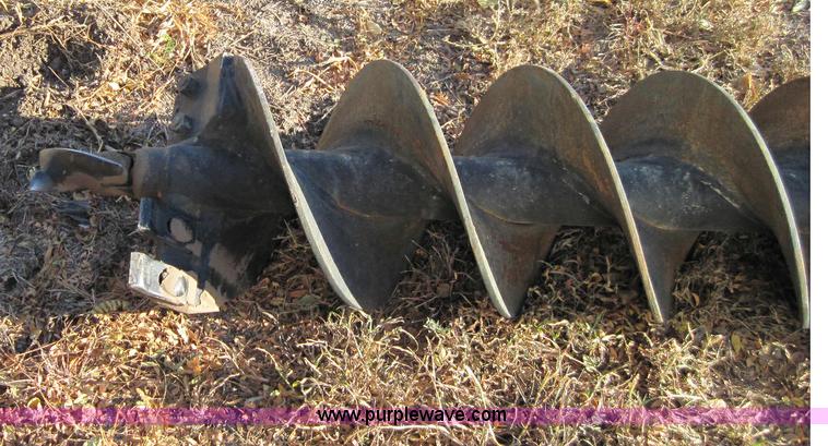 image for item 1958 Lowe Mfg 1650E hydraulic post hole digger