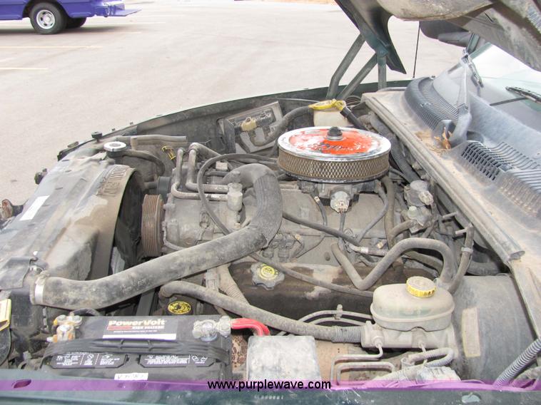 image for item 2307 1998 Dodge Durango