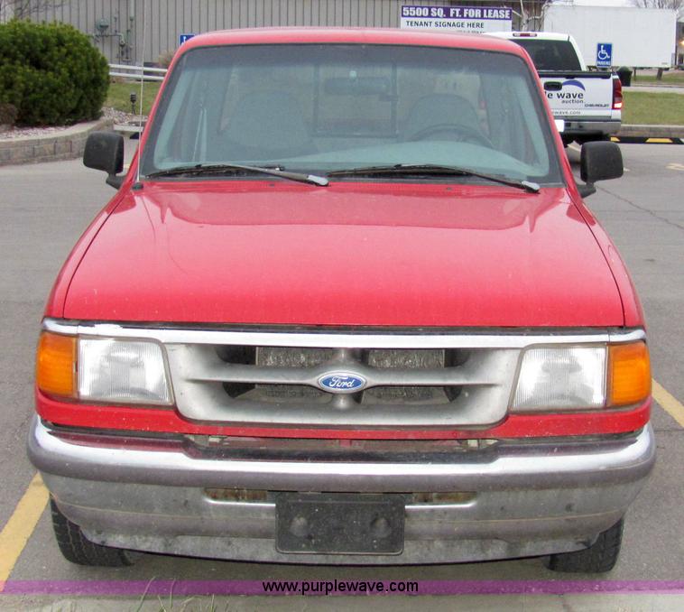 image for item 2309 1997 Ford Ranger XLT pickup truck