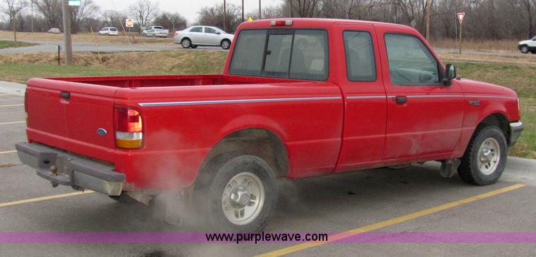 image for item 2309 1997 Ford Ranger XLT pickup truck