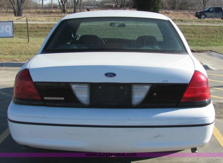 image for item 2312 2000 Ford Crown Victoria Police Interceptor