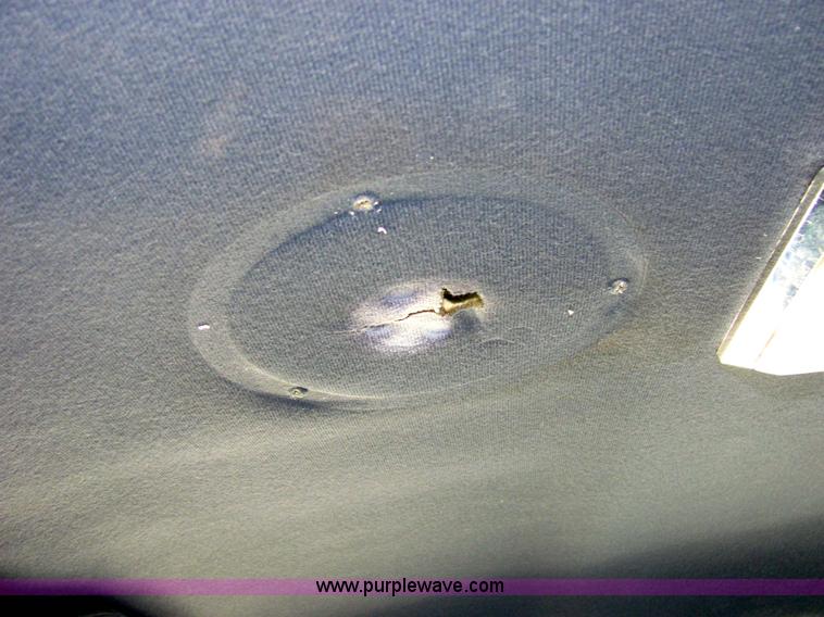 image for item 2312 2000 Ford Crown Victoria Police Interceptor