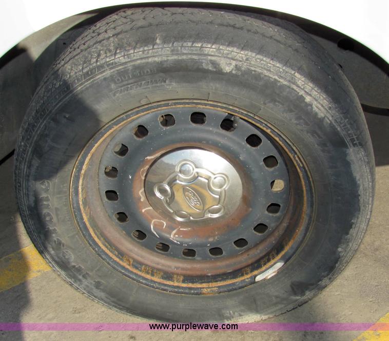 image for item 2312 2000 Ford Crown Victoria Police Interceptor