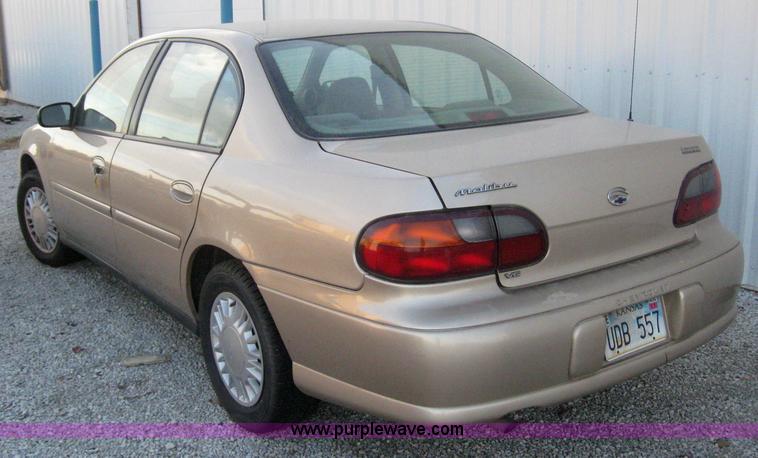 image for item 3059 2002 Chevrolet Malibu