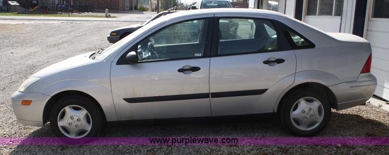image for item 4715 2001 Ford Focus