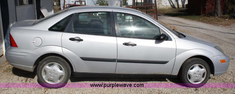 image for item 4715 2001 Ford Focus