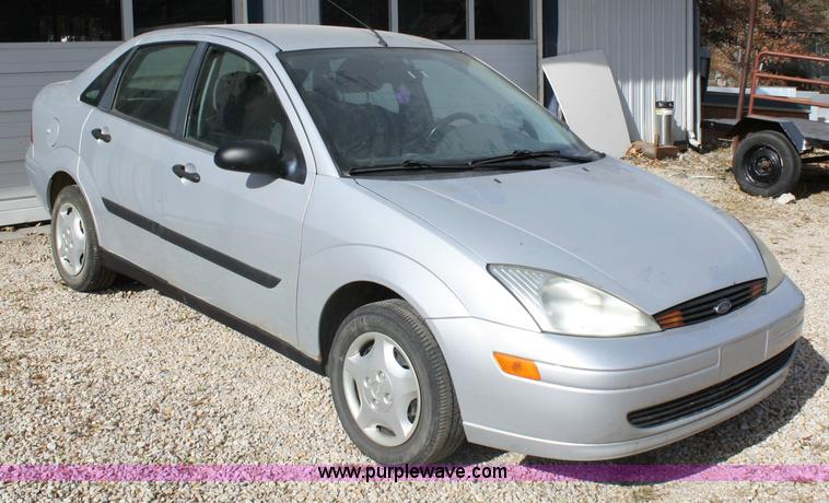 image for item 4715 2001 Ford Focus