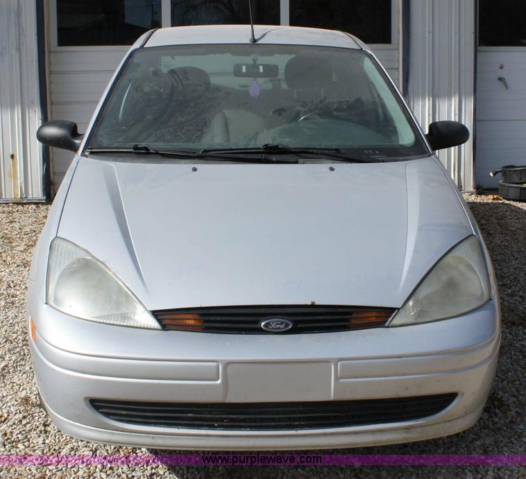 image for item 4715 2001 Ford Focus