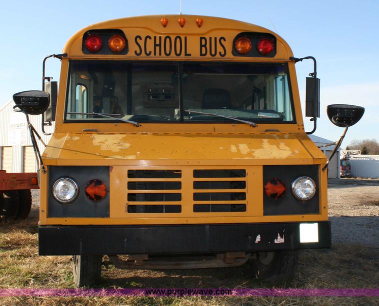 image for item 4774 1993 Chevrolet P30 bus