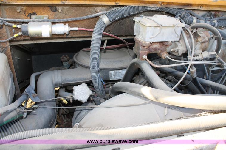 image for item 4774 1993 Chevrolet P30 bus