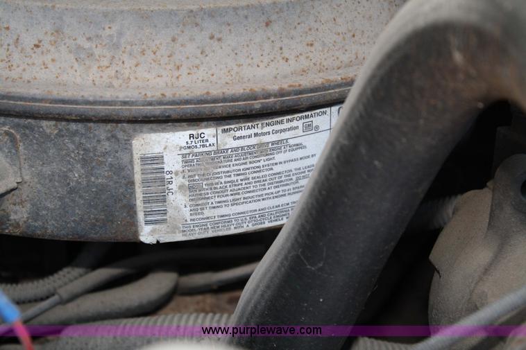 image for item 4774 1993 Chevrolet P30 bus