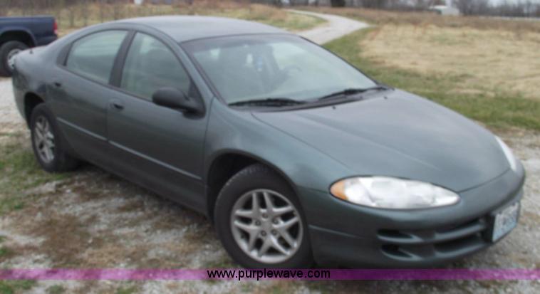 image for item 5538 2004 Dodge Intrepid SE