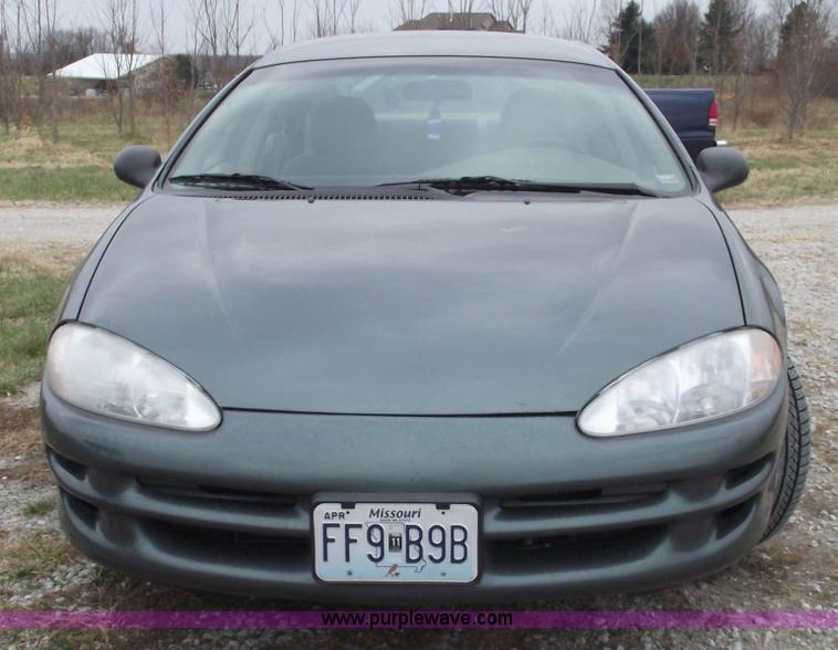 image for item 5538 2004 Dodge Intrepid SE