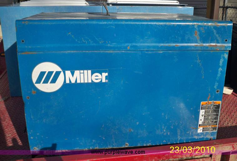 image for item 6574 Miller SRH-444 CC-DC welding power source
