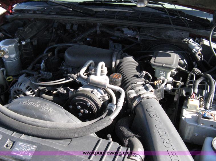 image for item 8066 1996 Chevrolet Blazer