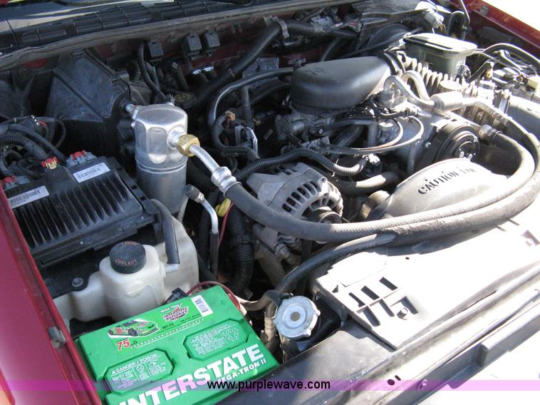 image for item 8066 1996 Chevrolet Blazer