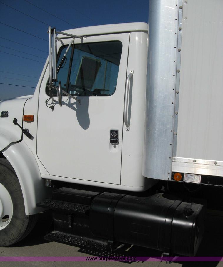 image for item 8067 1996 International 4700 box truck