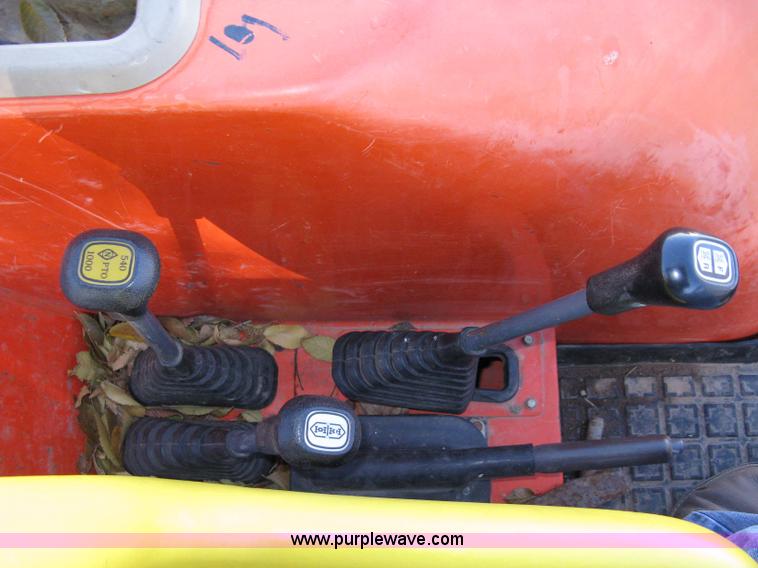 image for item 8069 2003 Kioti DK65 MFWD tractor with loader