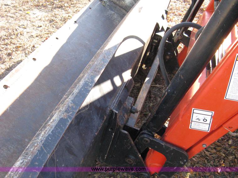 image for item 8069 2003 Kioti DK65 MFWD tractor with loader