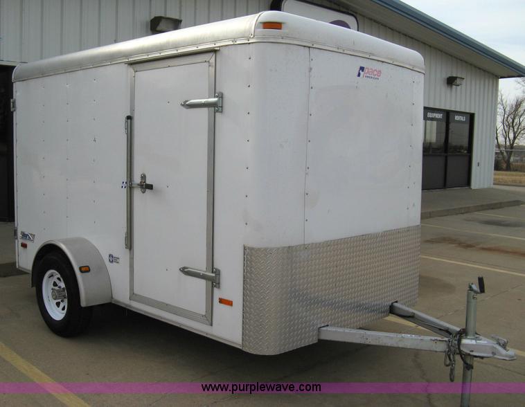 image for item 8074 2004 Pace American JT6105A cargo trailer