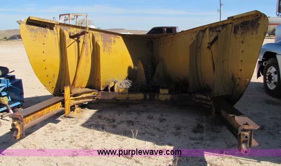 image for item 8279 Dozer mount snow blade